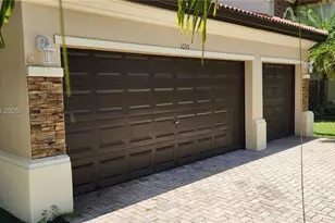 1035 NE 36th Ave, Homestead, FL 33033 - Photo 7