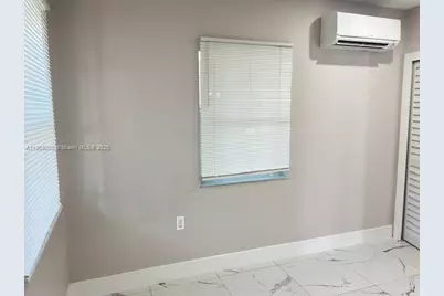 922 NW 2nd St #4, Miami, FL 33128 - Photo 7