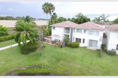 11662 NW 69th Ter, Doral, FL 33178 - Photo 1