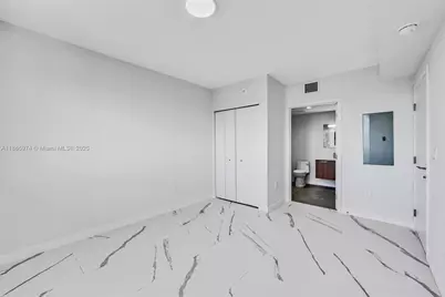 840 NE 130th Street #405, North Miami, FL 33161 - Photo 15