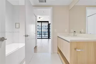 9901 W Bay Harbor Dr, Bay Harbor Islands, FL 33154 - Photo 37