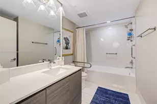 460 NE 28th St, Miami, FL 33137 - Photo 25