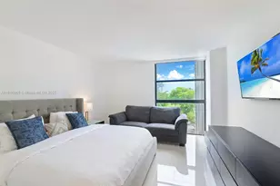 20355 NE 34th Ct, Aventura, FL 33180 - Photo 7