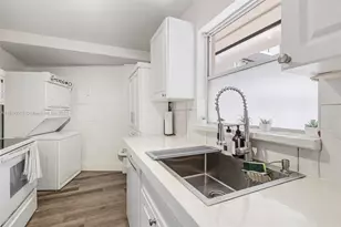 1881 Washington Ave, Miami Beach, FL 33139 - Photo 9