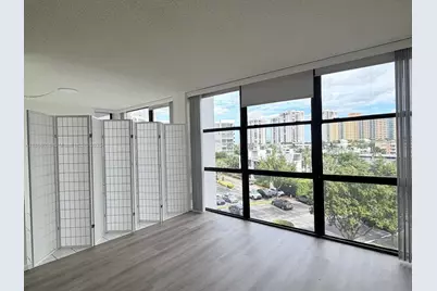 800 Parkview Dr #504, Hallandale Beach, FL 33009 - Photo 17