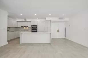 9 Island Ave, Miami Beach, FL 33139 - Photo 1