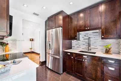 6320 NW 41st St, Virginia Gardens, FL 33166 - Photo 11