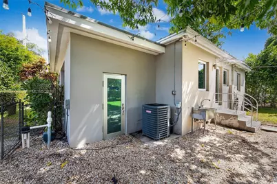6320 NW 41st St, Virginia Gardens, FL 33166 - Photo 9
