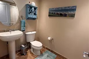 610 W Las Olas Blvd, Fort Lauderdale, FL 33312 - Photo 9