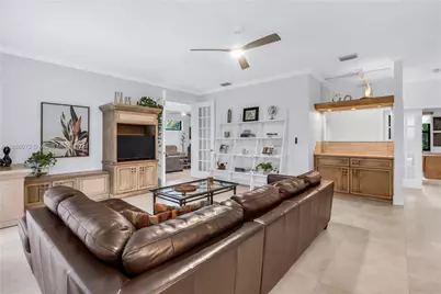 1411 NW 179th Ave, Pembroke Pines, FL 33029 - Photo 17