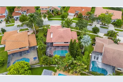 1411 NW 179th Ave, Pembroke Pines, FL 33029 - Photo 55