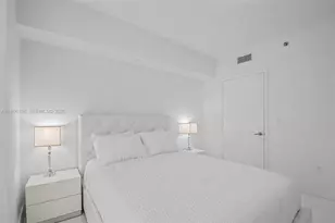 495 Brickell Ave, Miami, FL 33131 - Photo 17