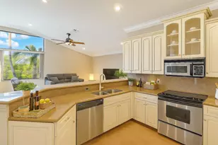 1077 Deerwood Ln, Weston, FL 33326 - Photo 7