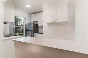 694 NE 76th St, Miami, FL 33138 - Photo 11