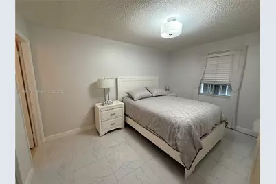 627 Waterside Dr #627, Hypoluxo, FL 33462 - Photo 3