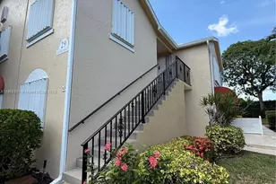 657 Waterside Dr, Hypoluxo, FL 33462 - Photo 1