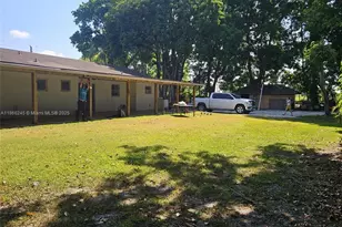 19230 SW 216th St, Miami, FL 33170 - Photo 3