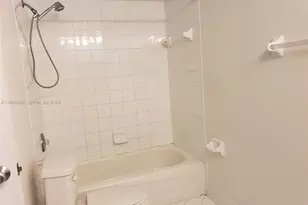 2731 Ocean Club Blvd, Hollywood, FL 33019 - Photo 15