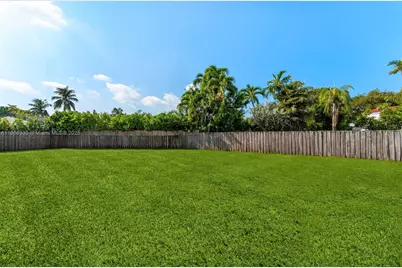 5127 Alton Rd, Miami Beach, FL 33140 - Photo 11