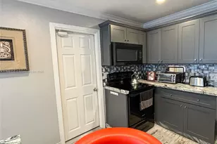 161 NW 27th Ct, Pompano Beach, FL 33064 - Photo 11