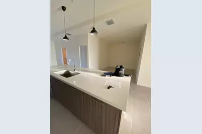 8175 NW 104th Ave #35, Doral, FL 33178 - Photo 13