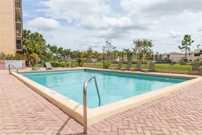 900 NE 195th St #317, Miami, FL 33179 - Photo 27