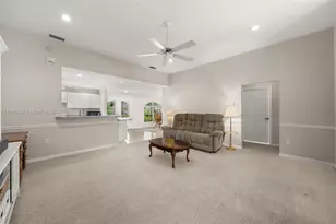 505 Barcelona Dr, Sebring, FL 33875 - Photo 11