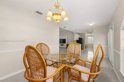 505 Barcelona Drive, Sebring, FL 33875 - Photo 5