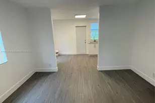 783 NW 98th St, Miami, FL 33150 - Photo 7