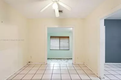 118 NW 44th St, Miami, FL 33127 - Photo 15
