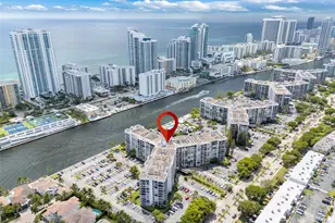 1000 Parkview Dr, Hallandale Beach, FL 33009 - Photo 23