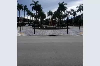 4803 NW 83rd Ct, Doral, FL 33166 - Photo 27