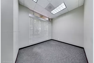 135 San Lorenzo Ave #150, Coral Gables, FL 33146 - Photo 13