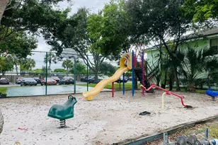 4085 NW 87th Ave, Sunrise, FL 33351 - Photo 19