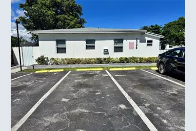 2305 Monroe St #12, Hollywood, FL 33020 - Photo 13