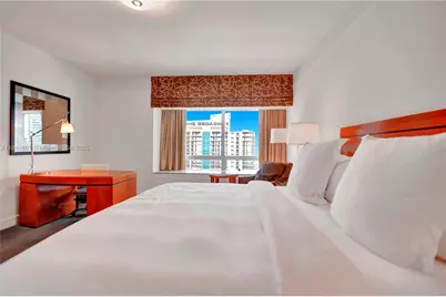 1435 Brickell Ave #3212, Miami, FL 33131 - Photo 5