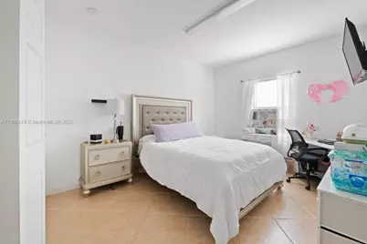 24306 SW 113th Psge, Homestead, FL 33032 - Photo 11