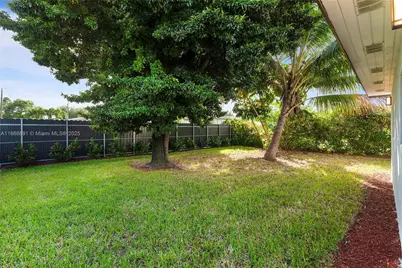 1428 NE 153rd Ter, North Miami Beach, FL 33162 - Photo 29