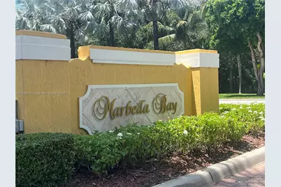 4287 NE 9th St, Homestead, FL 33033 - Photo 1