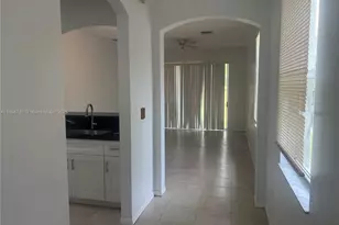 4287 NE 9th St, Homestead, FL 33033 - Photo 5