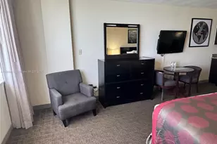 19201 Collins Ave, Sunny Isles Beach, FL 33160 - Photo 11