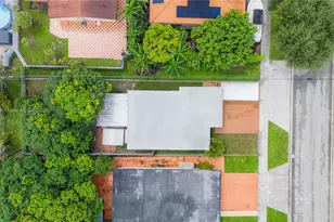 270 W 15th St, Hialeah, FL 33010 - Photo 41