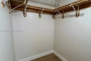 8059 NW 191st St, Hialeah, FL 33015 - Photo 13