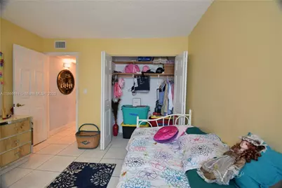 9301 SW 4th St #114E, Miami, FL 33174 - Photo 17