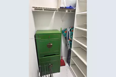 400 Leslie Dr #725, Hallandale Beach, FL 33009 - Photo 17