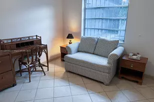 160 SW 30th Ave, Miami, FL 33135 - Photo 9