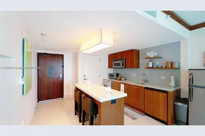 6801 Collins Ave #710, Miami Beach, FL 33141 - Photo 5