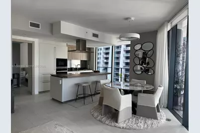 1000 Brickell Plz #2301, Miami, FL 33131 - Photo 25