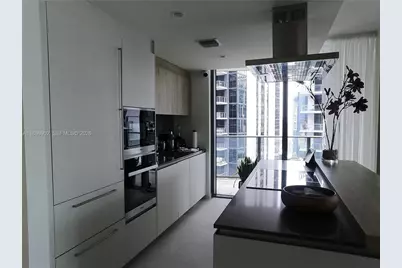 1000 Brickell Plz #2301, Miami, FL 33131 - Photo 17