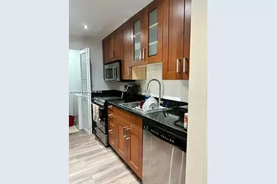 230 Lakeview Dr #109, Weston, FL 33326 - Photo 3